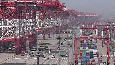 Trump delays China tariff hike as trade talks loom