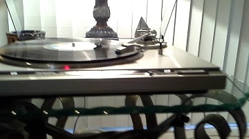 Technics sl-q200 turntable