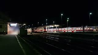 1. Rušný večer na železničnej stanici so zvukom / Busy evening at a railway station with sound