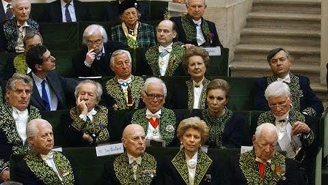 Paris Perspective #18 - The Evolution Of French And The Politics Of Dialect • RFI English