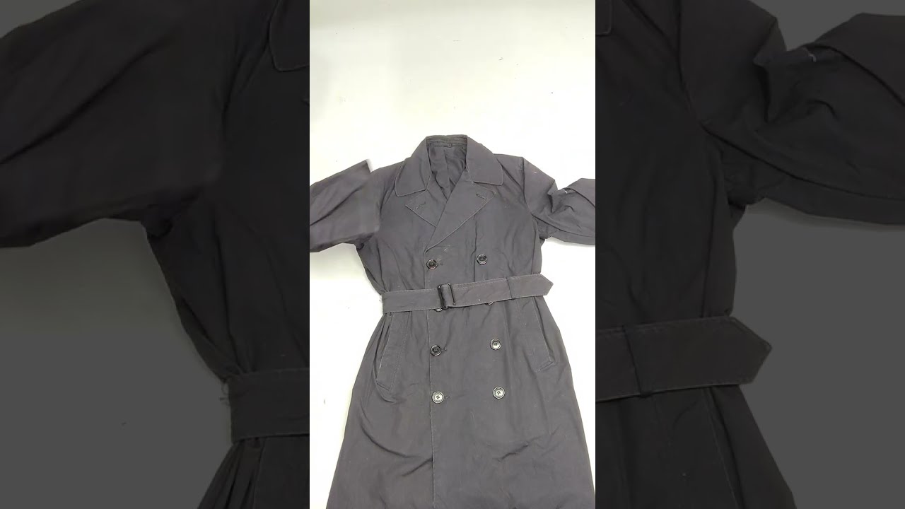 Military Trench Coats E0509645-23 10 pcs 35 lbs Wholesale at Tiedemann Globe