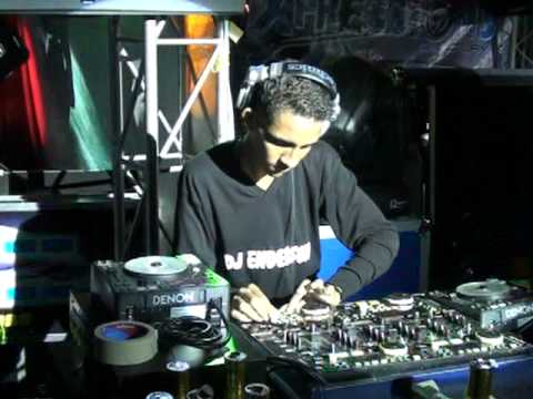 DJ ENDERSON GANADOR DEL FAYLAN DE ORO 2002 2005 2006 Y 2010 VERCION CHANGA
