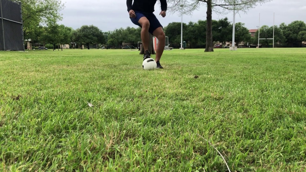 Coerver Method (V Pull Push With Inside) - YouTube