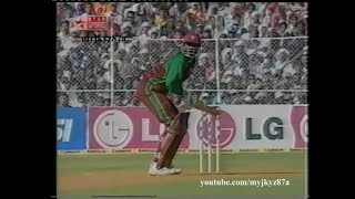 Chris Gayle 140 vs India - 5 MONSTROUS SIXES - Ahmadabad (4th ODI) 2002/03