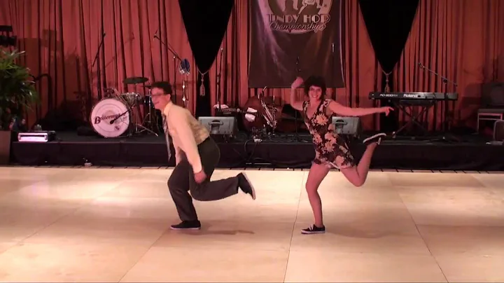 ILHC 2010 - Classic Lindy - Jonathan Desroches & V...