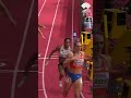 Epic dodge in 4x400 relay shorts