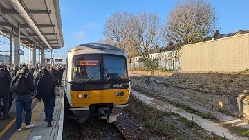 Chiltern Railways West Ealing to West Ruislip 07/12/2022 (featuring @geofftech2)