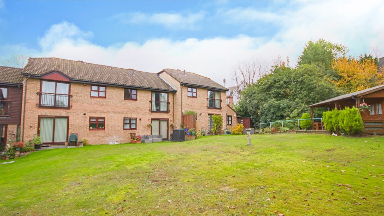 Beechcroft Court, Bracknell Property Tour YouTube