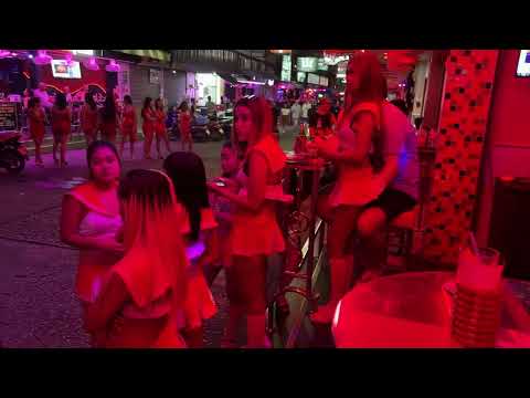 Lisa Bar on Soi 6, Pattaya 2022