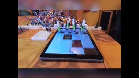 Arduino vs Piano Tiles