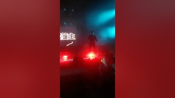 Scarlxrd x DVRST - Dxnt Gx* (live)