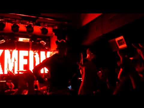 KMFDM "Free Your Hate" LIVE @ Bus Palladium (Paris) 19 juin 2010 [HD]