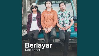 Berlayar