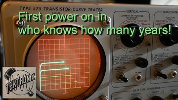 Een vintage Tektronix 575 Curve Tracer nieuw leven inblazen: inschakelen, diagnose en oplossingen