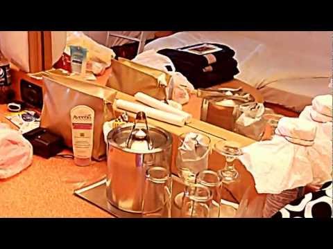 Carnival Magic's Family room 1338 with extra tub and toilet