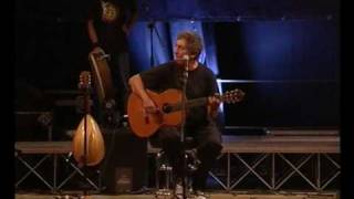 Eugenio Bennato - Ninco Nanco (DVD Live in Kaulonia Tarantella Festival 2009) chords