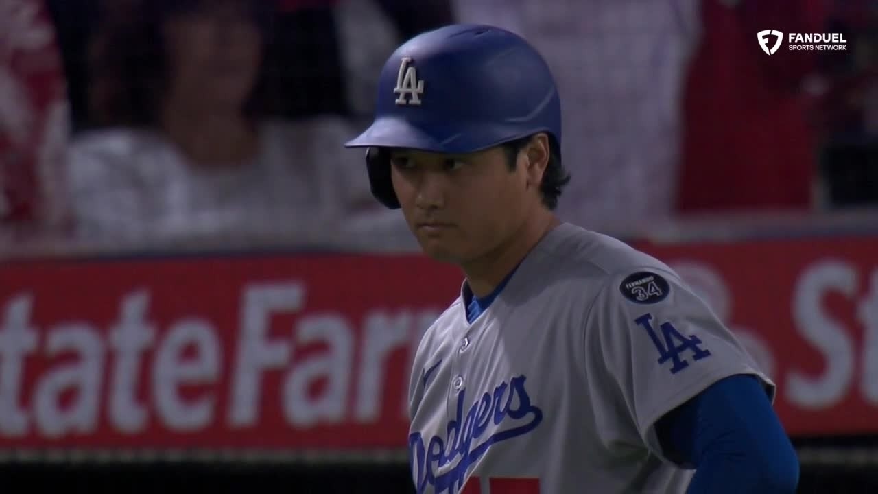 Es humano...Ohtani bateó para triple play