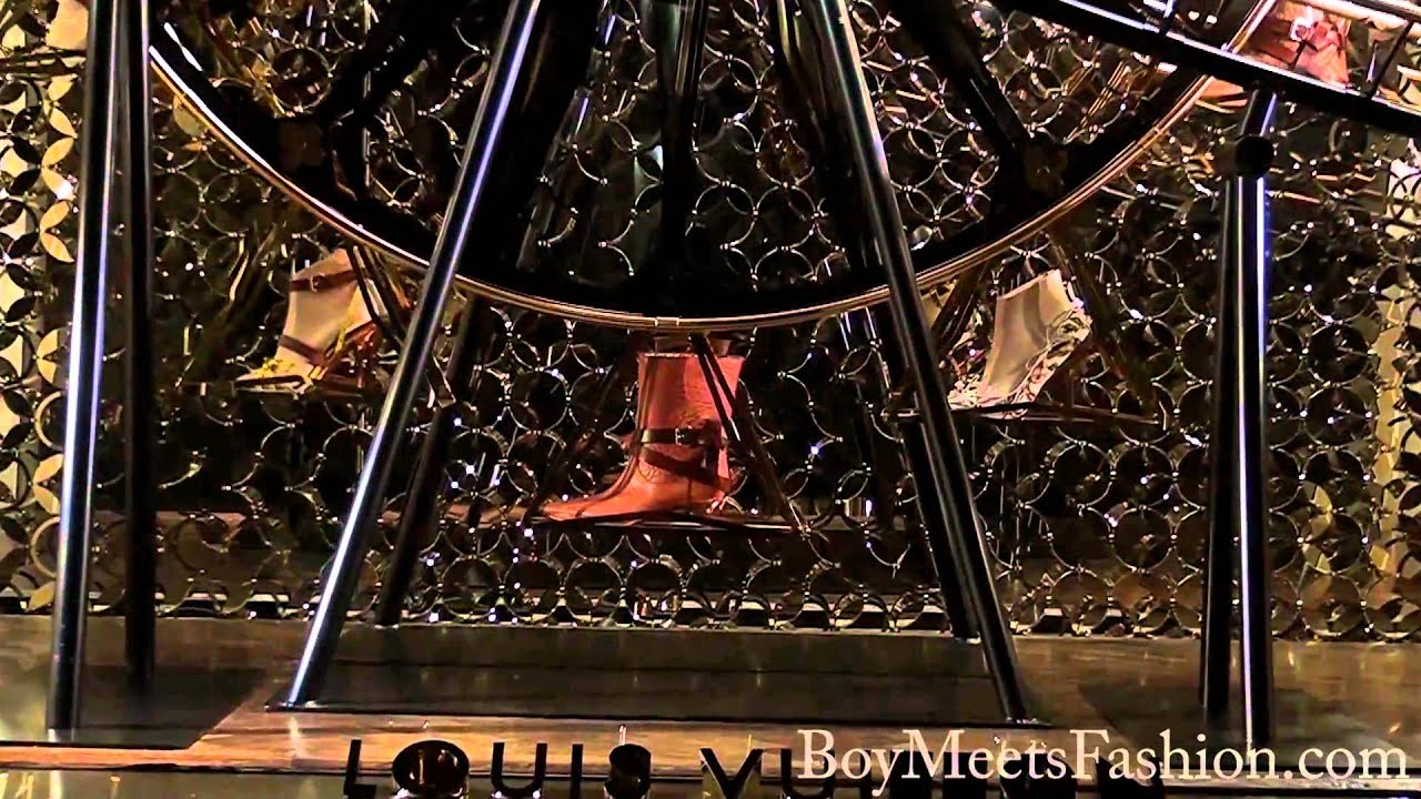 [HIGH DEFINITION] Louis Vuitton, London store windows - Jan 2011 - YouTube