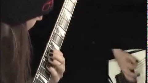 Alexi Laiho performs "Hate Crew Deathroll"