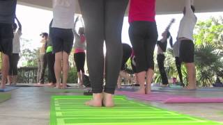 Fitness Adventure: Yoga in the Park | RebeccaKelsey.com