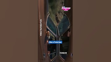 How Twix has gotten themselves in trouble with this ad? #itvnews #news #twix