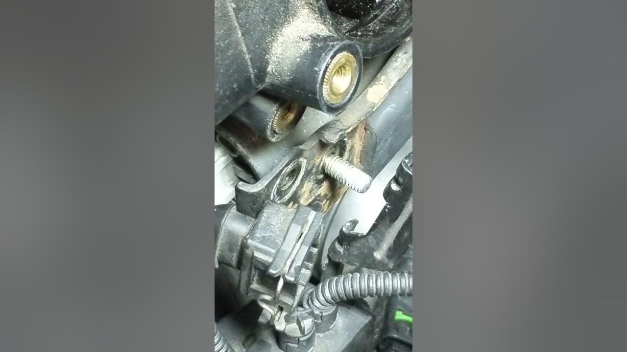 E53 X5 3.0 How to remove and replace engine mounts YouTube
