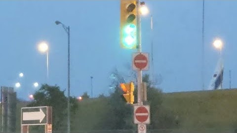 Split Phase Intersection with Left & Right Arrows