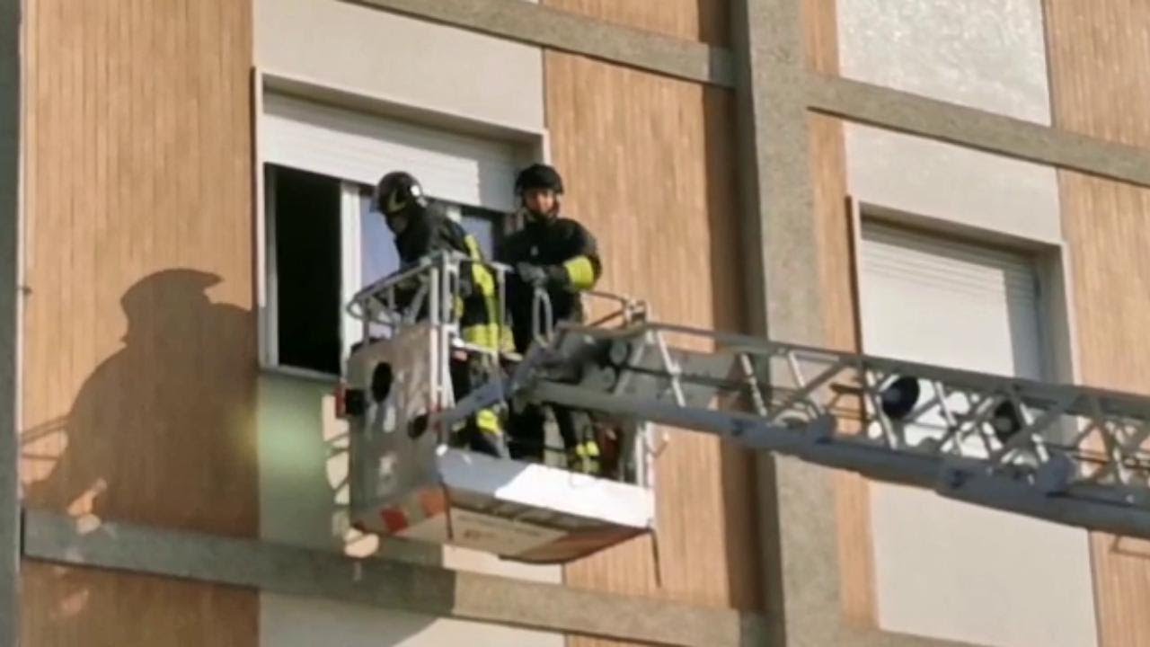 Pordenone, donna cade in casa: soccorsa dai pompieri grazie all ...