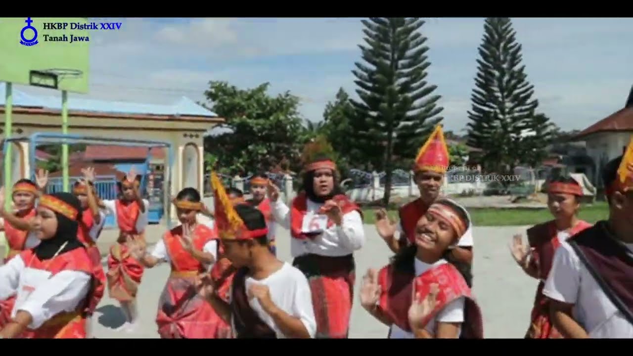 TARIAN TORTOR MASSAL oleh SISWA/i SMA Sw HKBP Hutabayu