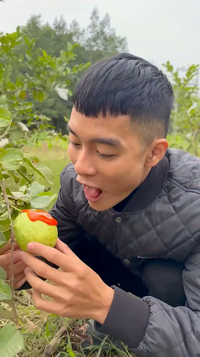 Eat guava like this and your good brother will be fascinated forever! #shorts #spicyguava