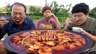 Braised spicy chicken with squid, shrimp, abalone! - Mukbang eating show