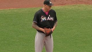 MIA@SF: Latos allows just one run over seven innings