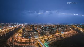 VERIFY | Yes, you can use time to measure how far away lightning is