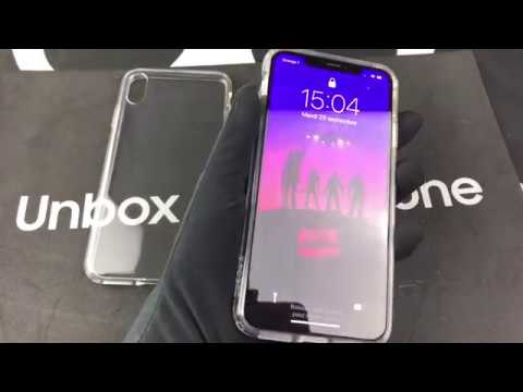 Spigen iPhone Xs max / screen protector - Cases