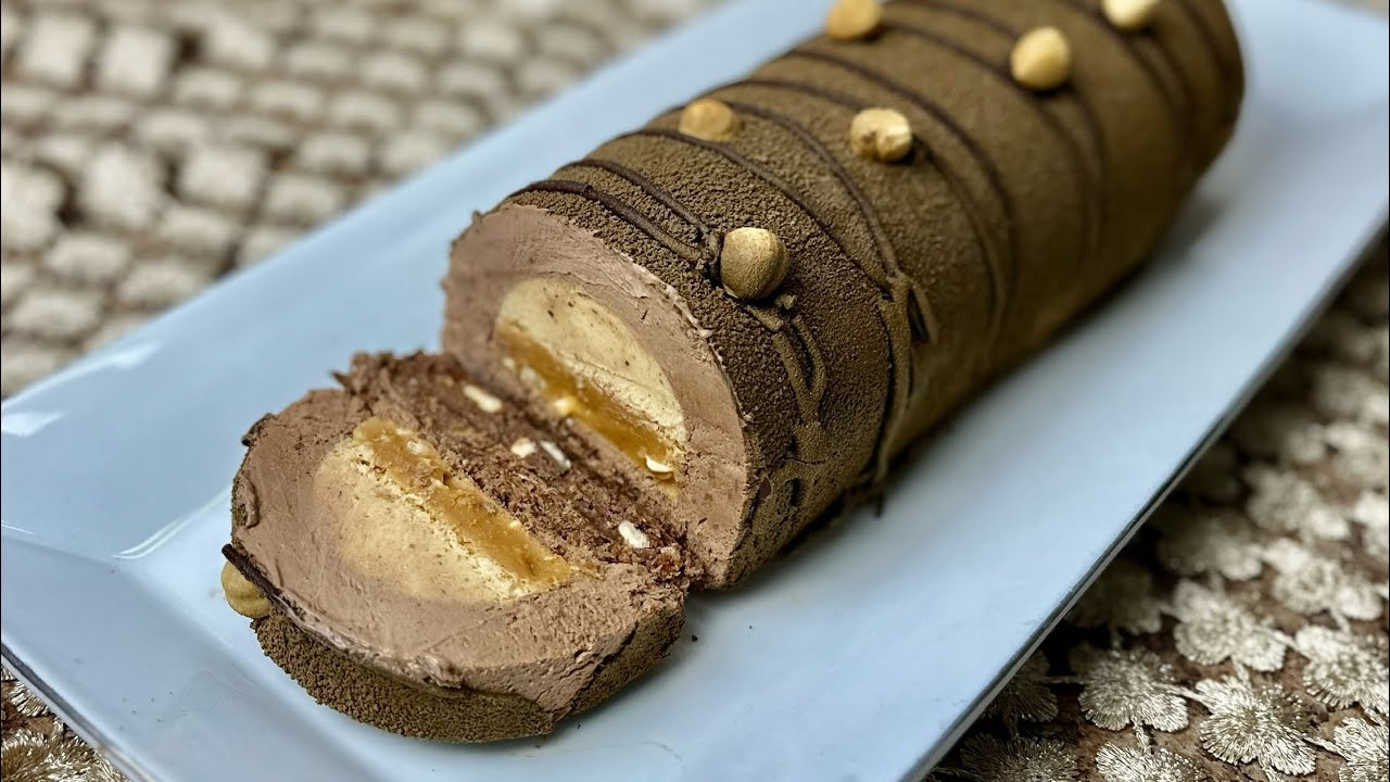 Bûche de Noël au praliné… extra noisettes !