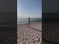 Забирайте классную идею для фото на пляже!