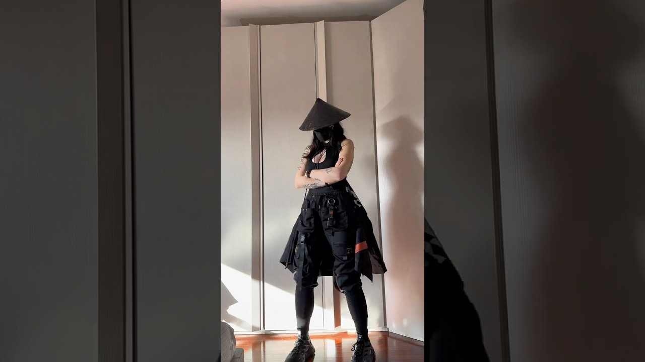 Straight out of a Tokyo backstreet😩