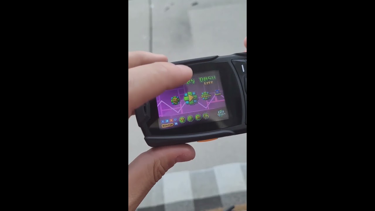 Can I Play Geometry Dash On A Dumbphone Shorts