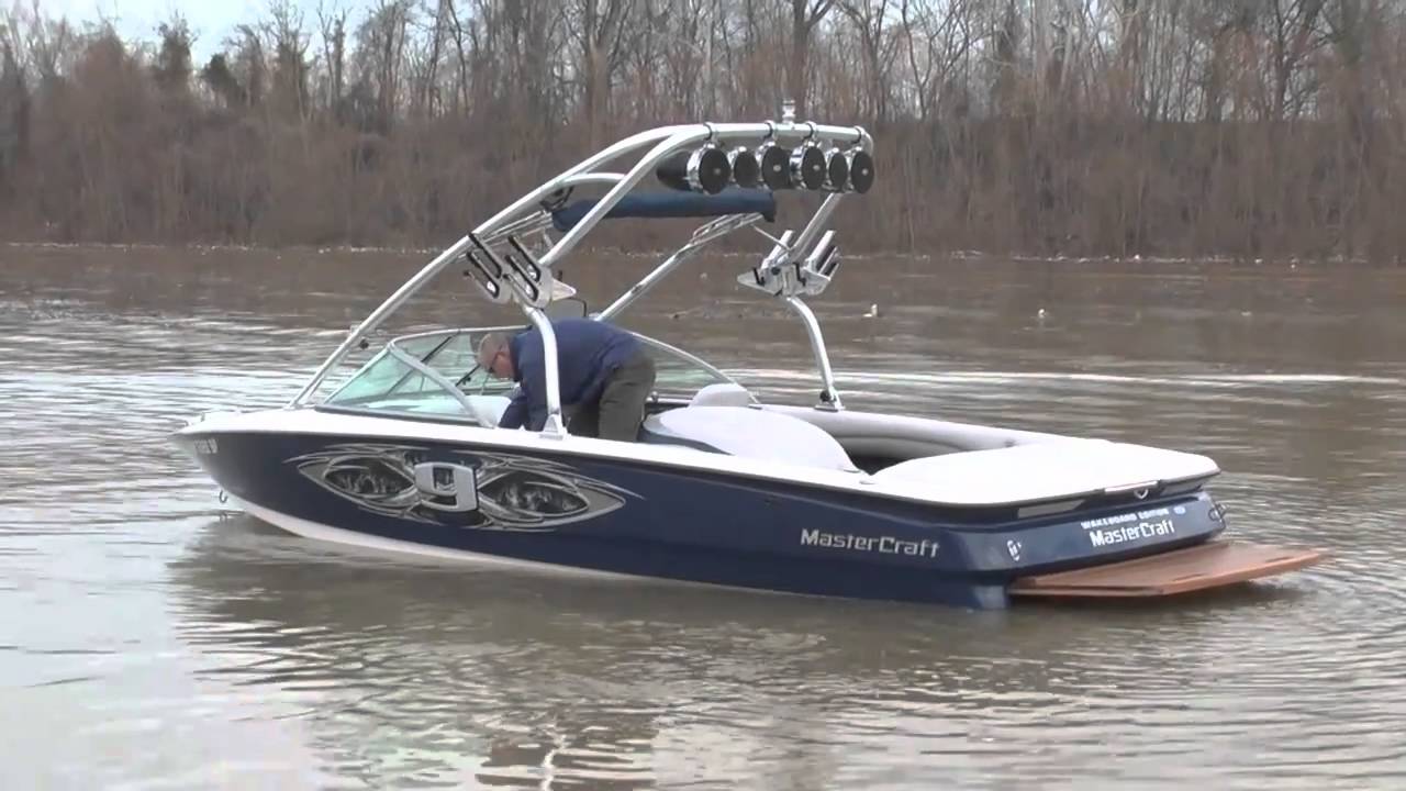 2005 Mastercraft X-9 wakeboard ski boat - YouTube