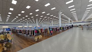 TEXAS' LARGEST GOODWILL! 2ND LARGEST IN THE U.S.! THRIFT WITH ME!