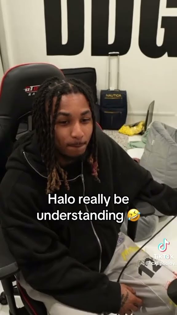 Halo really be understanding #hoodnews #ddg #halo #dad #baby #family #funny #omg #how #wow #lol
