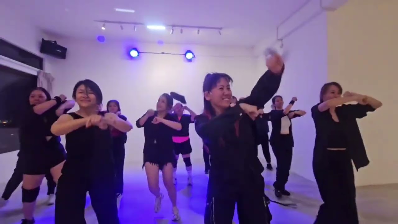 社会摇｜Groove Fit Dance 成品舞｜黑色主题团体舞 |YOYAFIT STUDIO 