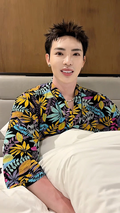 Cosplay anh trai say hi