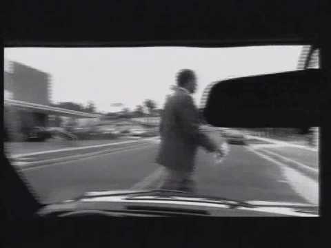 Obejrzyj Fatboy Slim - Don't Let The Man Get You Down (Look Both Ways) w YouTube