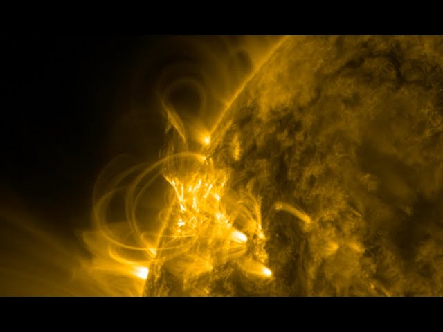 M5 Solar Flare - Big Sunspots Keep Erupting | S0 News Nov.3.2025