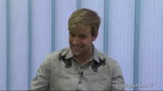 Kian Egan - Answered questions as many as possible in 1 minute.