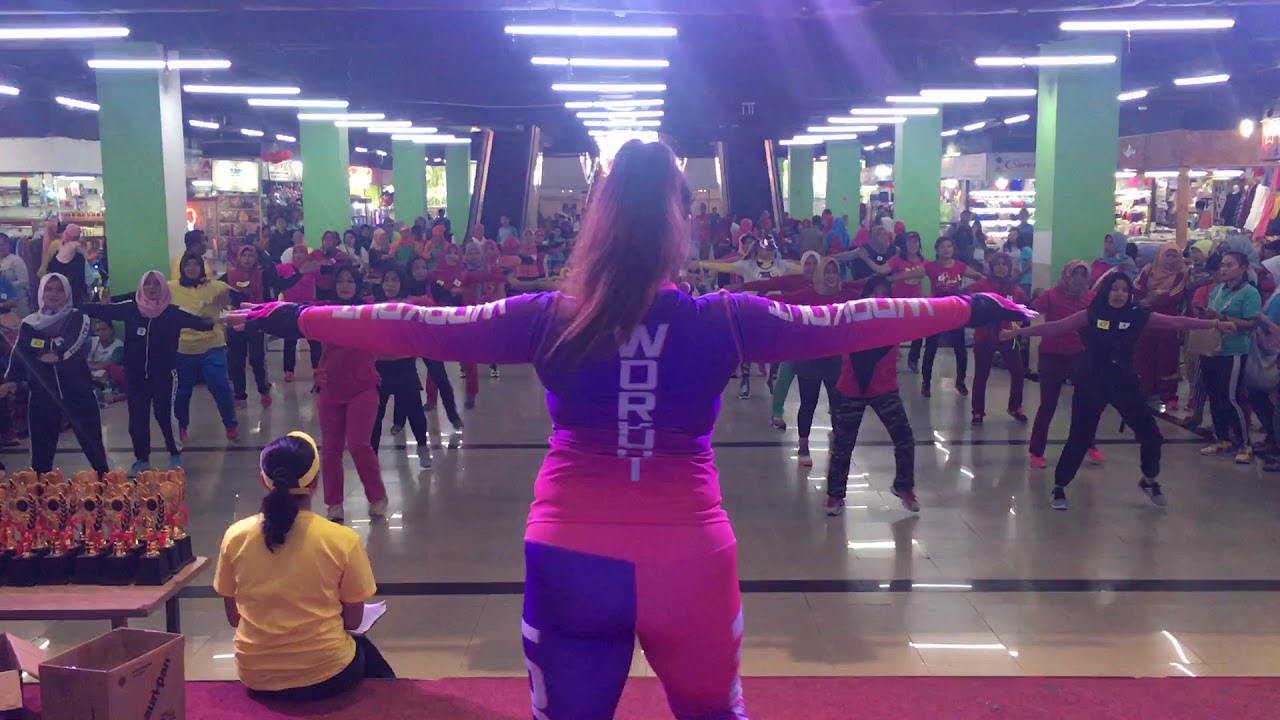  Lomba Senam Aerobic  Sayang by Lala AC Group YouTube