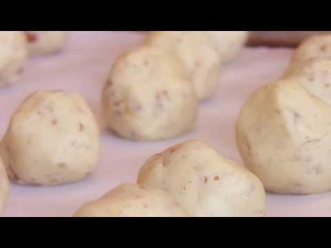 Easy to Make: Russian Tea Cookies / Snowball Cookies