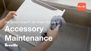 How to clean the crumb tray