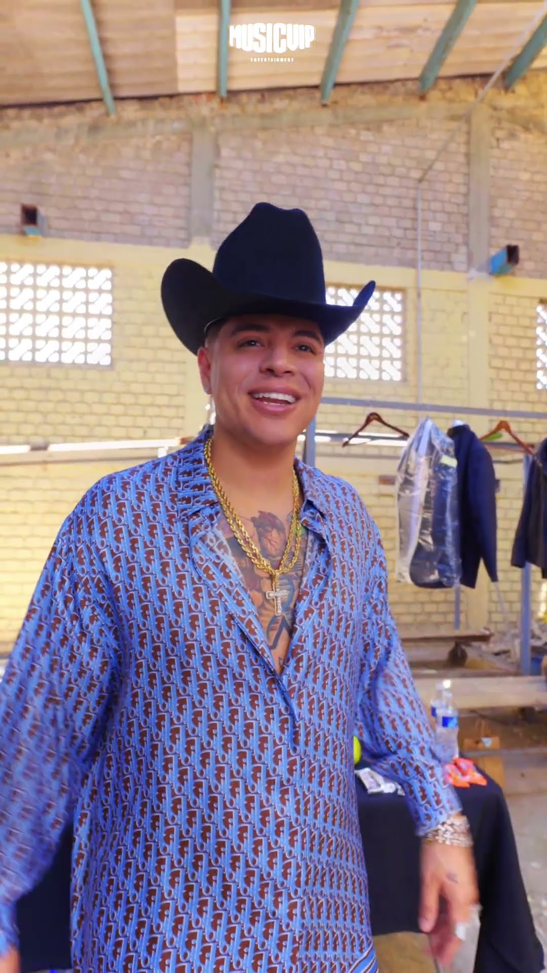 Grupo Firme, El Frizian ( Behind The Scenes ) #Shorts